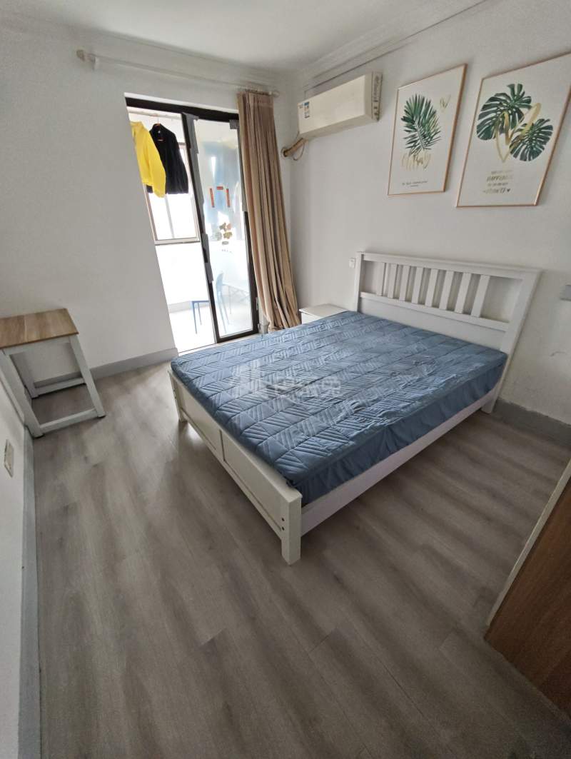 虹叶花苑7317621卧室图0