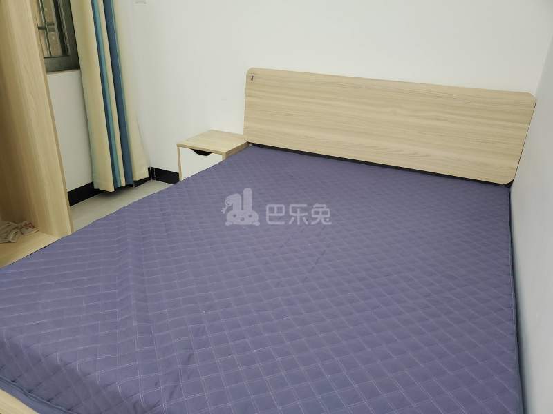 长湴新村西二街52号7317741卧室图2