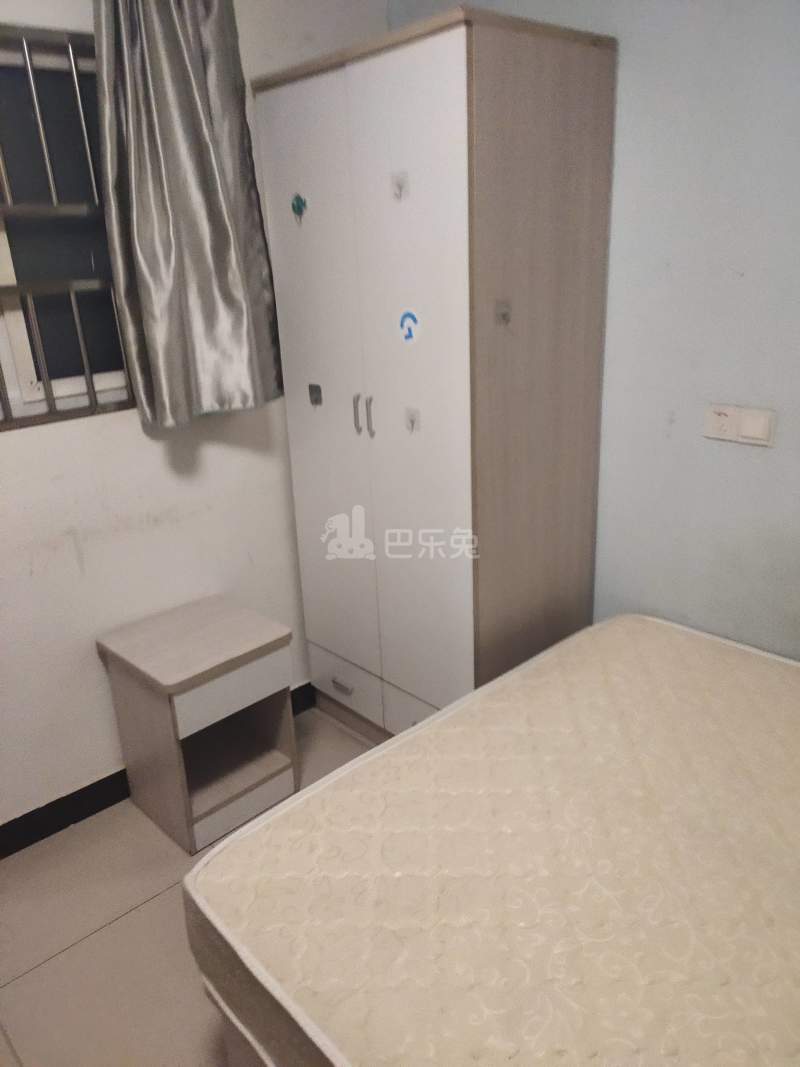 水印康庭7326943卧室图3