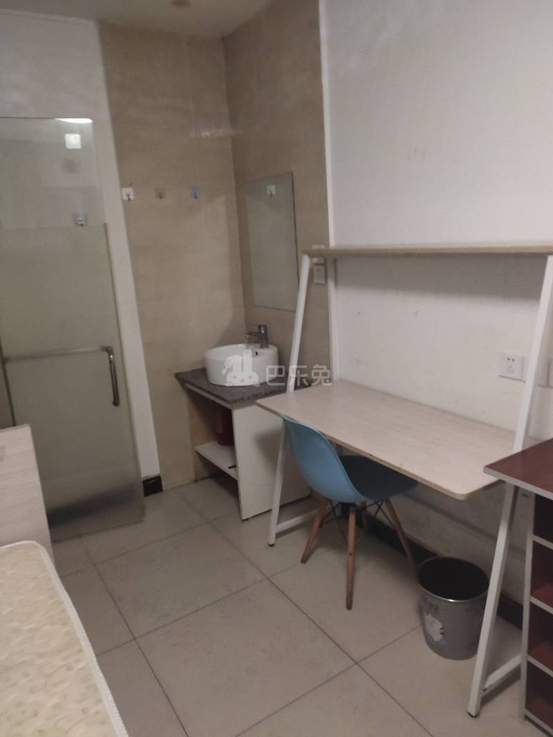 水印康庭7326943卧室图1