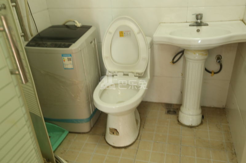 壹家公寓振宁路店7341894卫生间图4