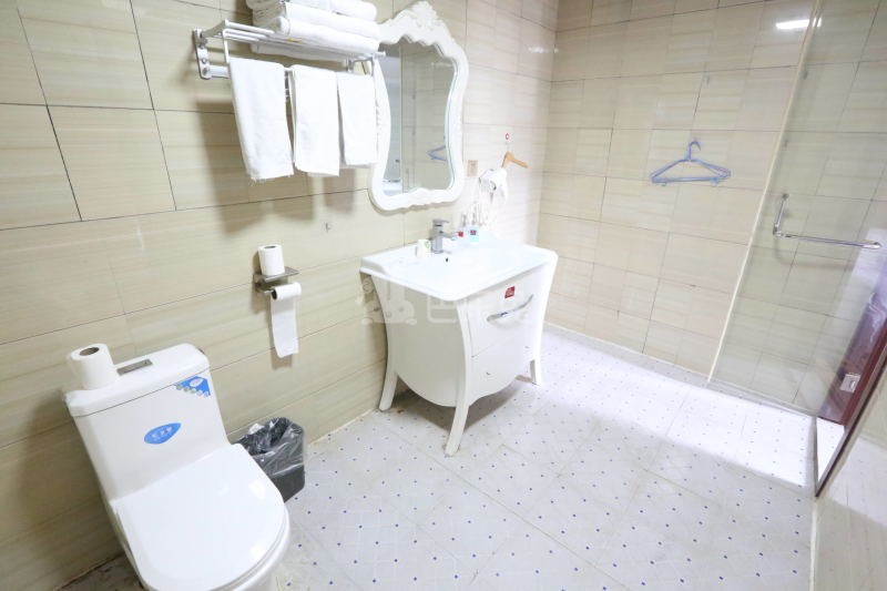 壹家公寓闻堰店7342135卫生间图4