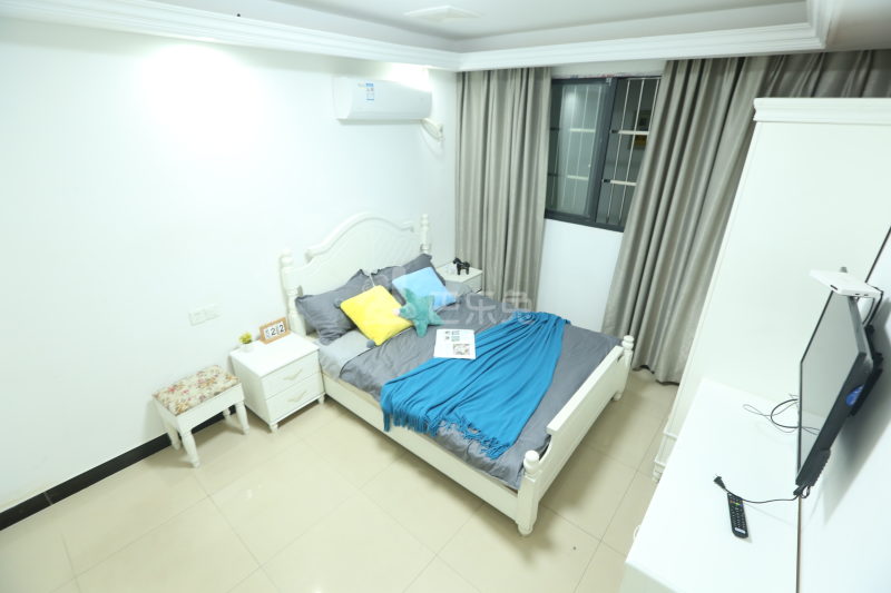 壹家公寓萧山商业城店7342175卧室图1