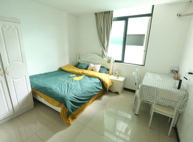 壹家公寓新华广场店 1室0厅1卫