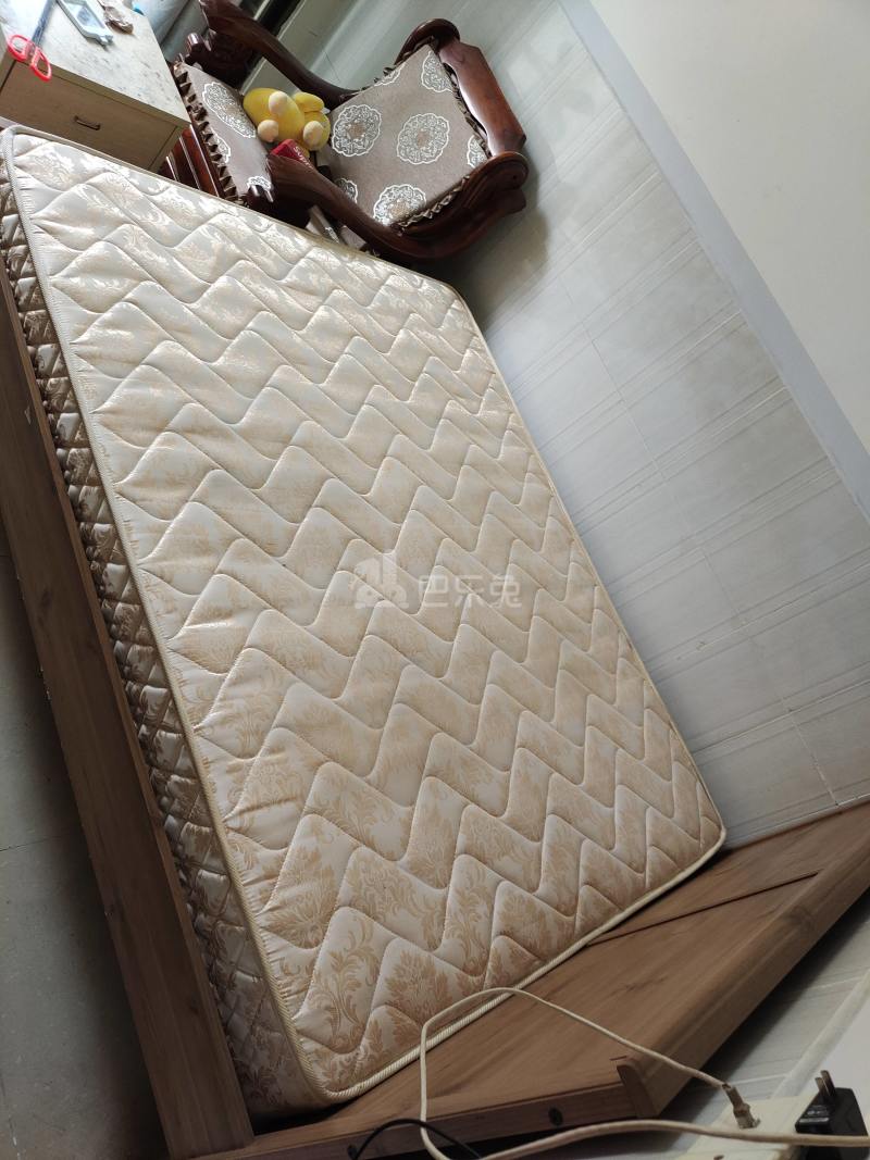 嘉禾街新科下新村街68号7351429卧室图2