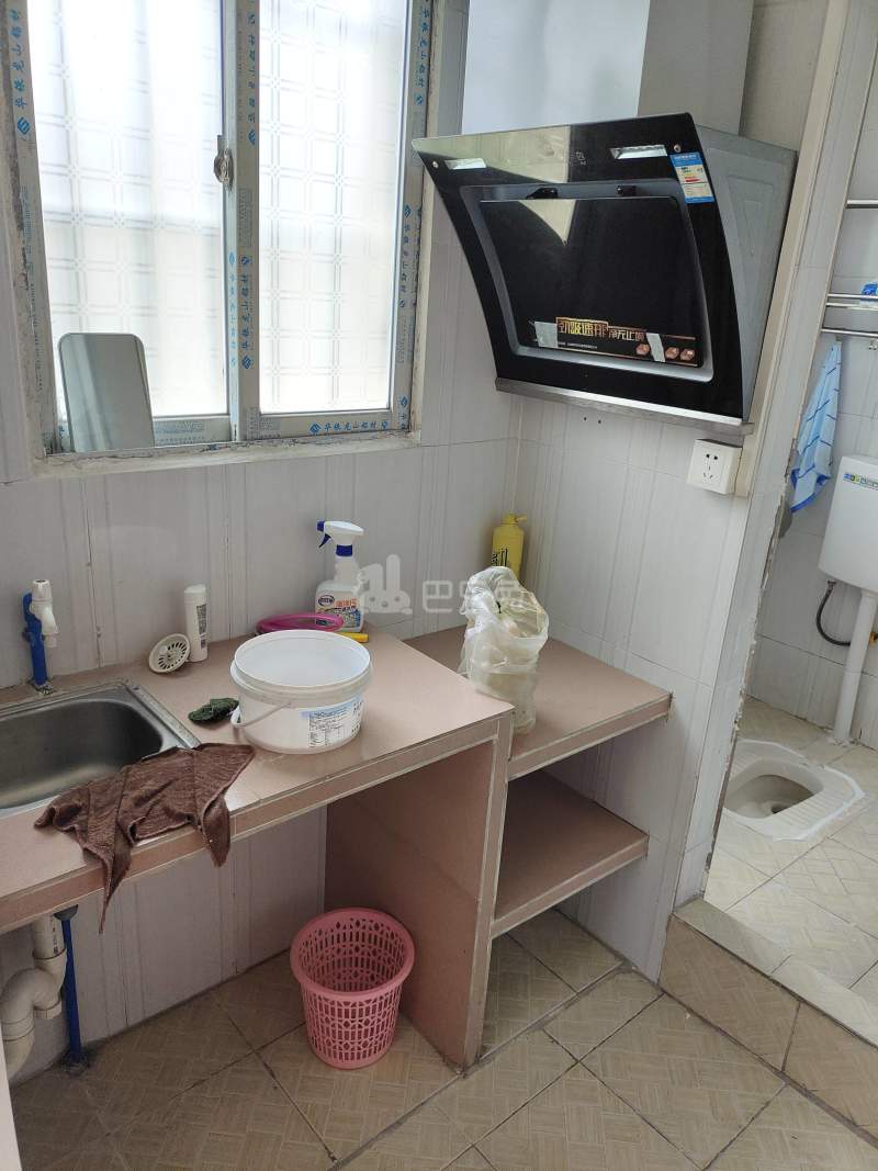 嘉禾街新科下新村街68号7351429厨房图4