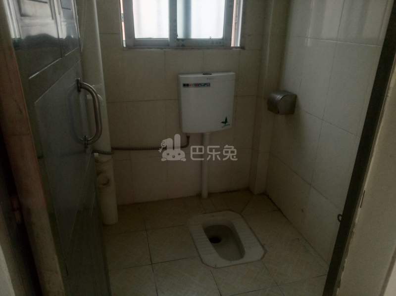 嘉禾街新科下新村街68号7351437卫生间图3