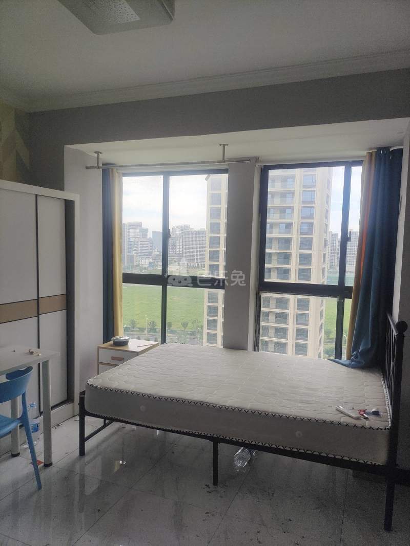 山秀景苑7352435卧室图0