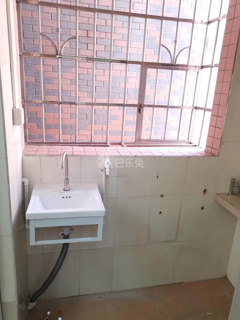 植村西约二街一巷8号7357676厨房图5