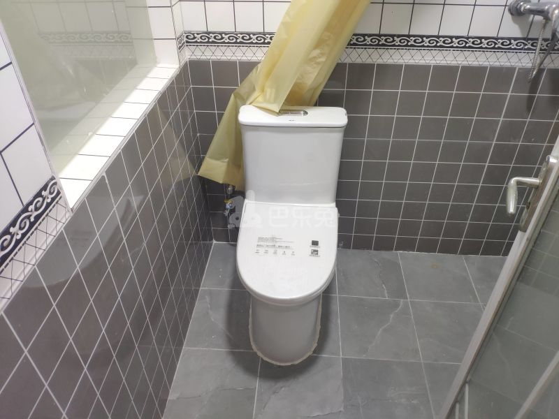 元岗北街126号A栋7362757卫生间图6