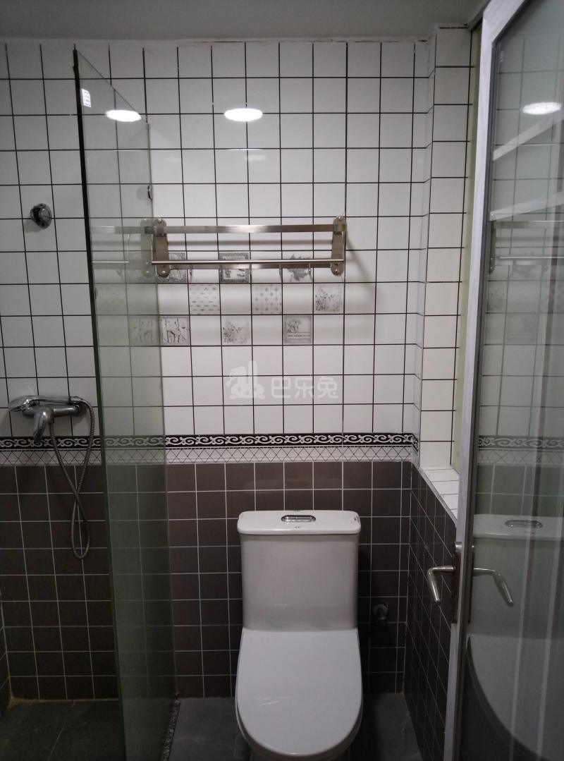 元岗北街126号A栋7362759卫生间图4