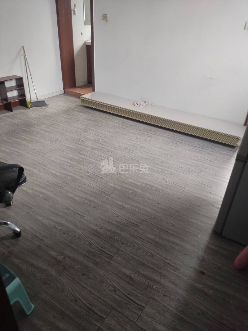 南站阳光小区7366034客厅图6