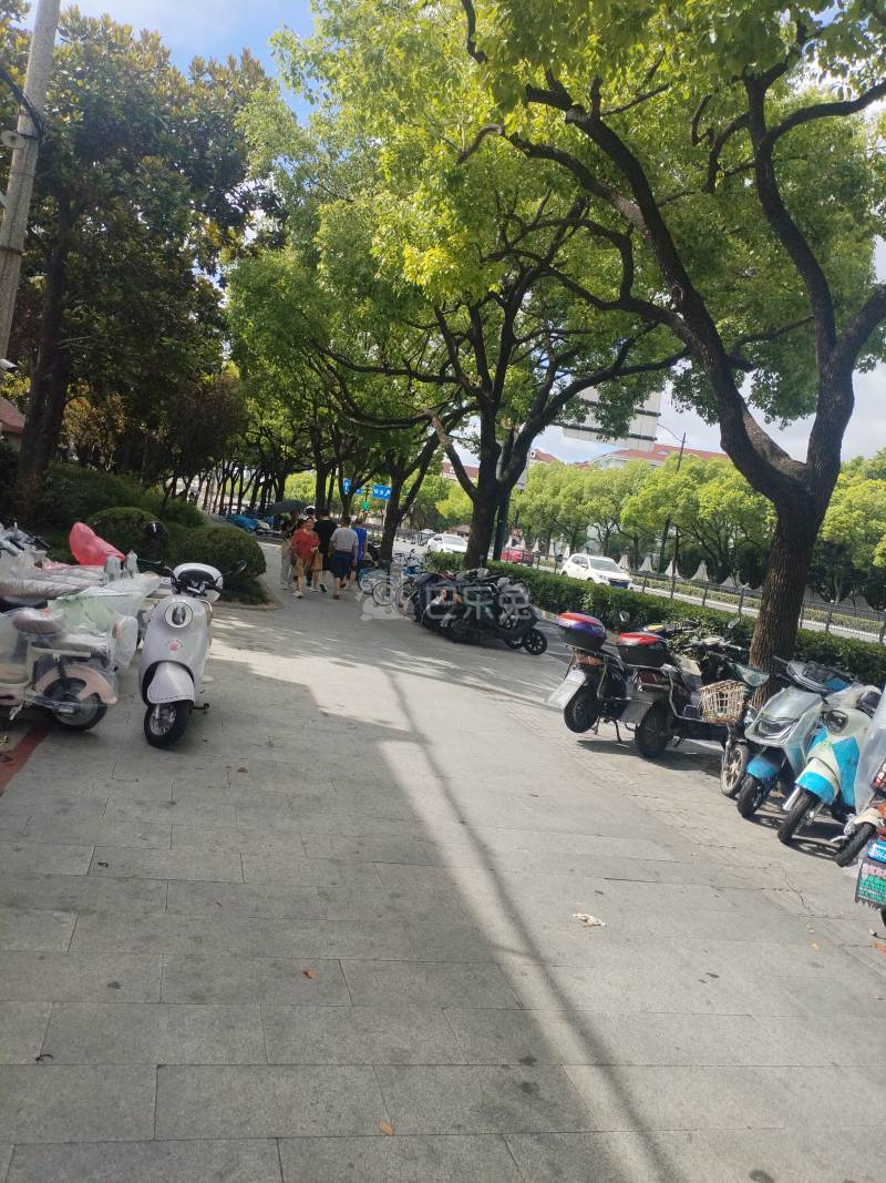 南站阳光小区7366035周边环境图14