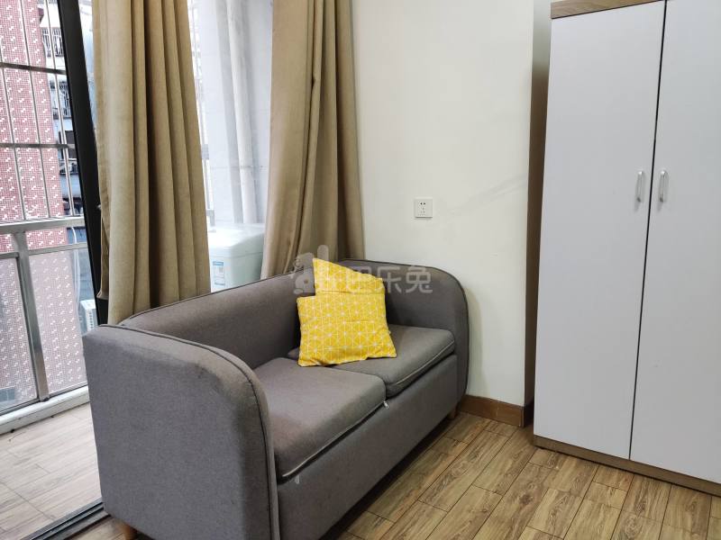 江夏白社北街16号7386999客厅图5