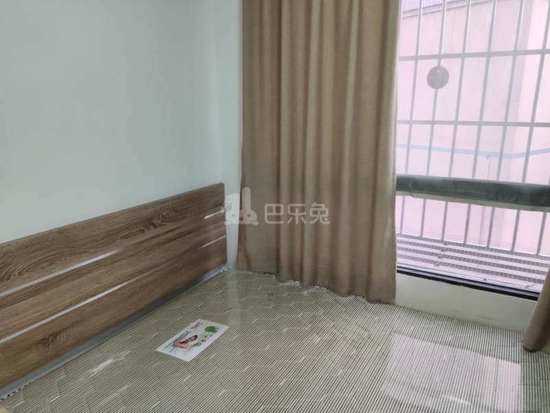 江夏白社北街16号7386999卧室图1