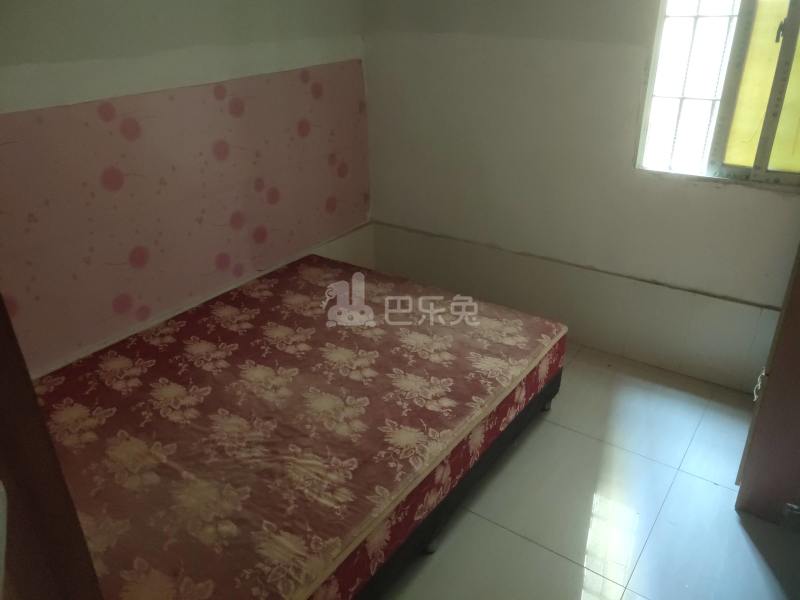 嘉禾街新科下新村九横巷1号7388668卧室图3