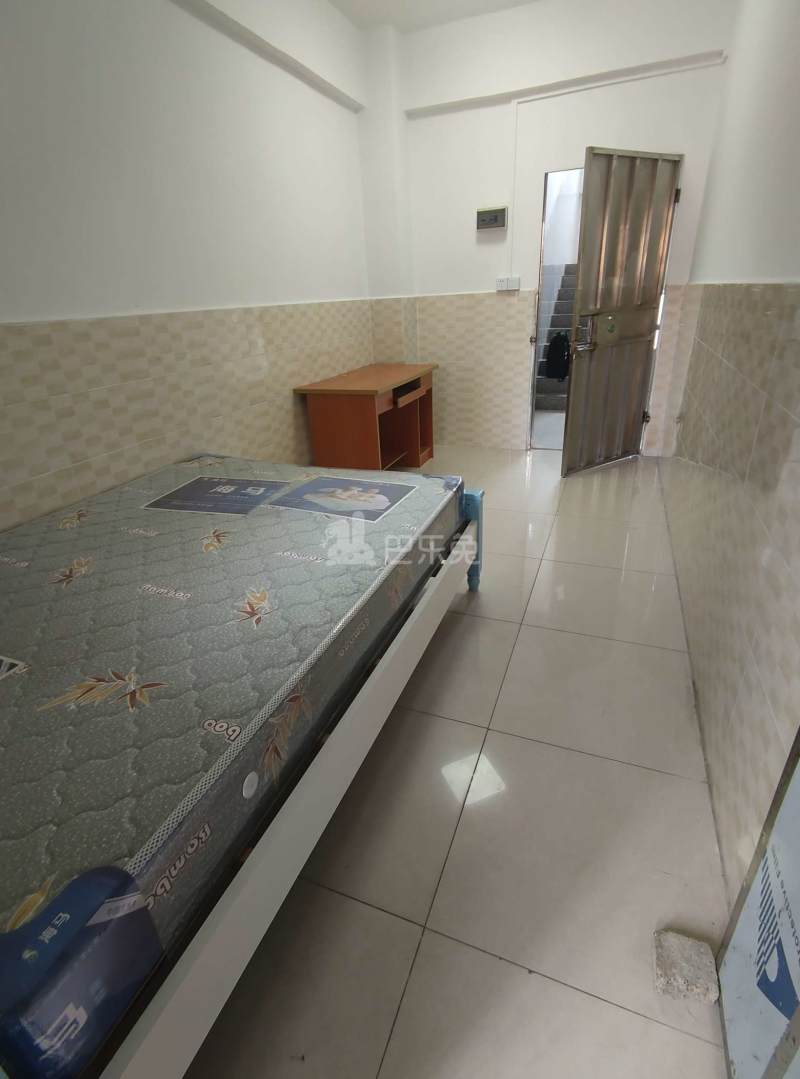 嘉禾街新科下新村九横巷1号7388688卧室图2