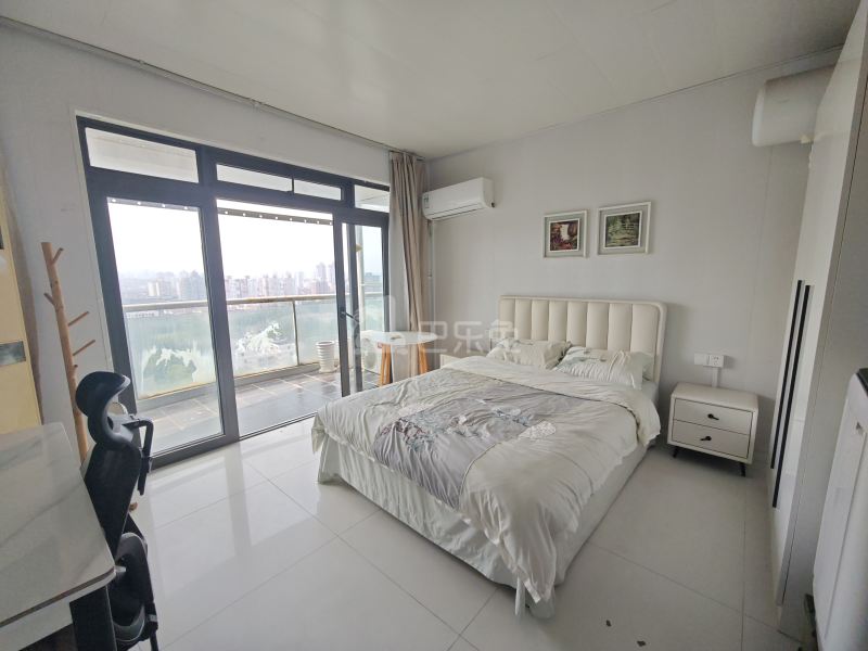 同济国康公寓738320卧室图0