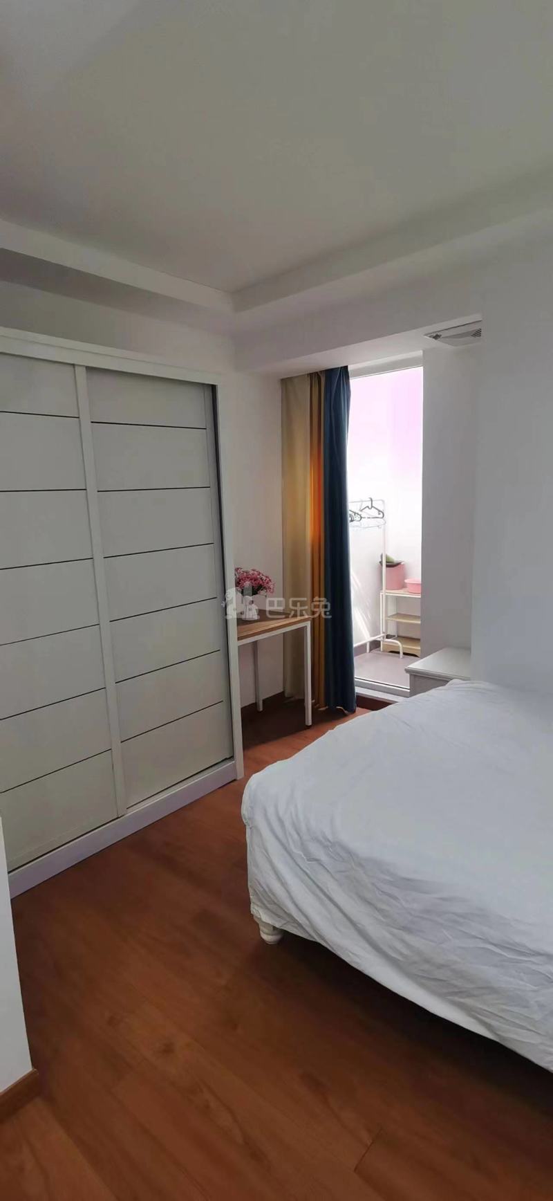 金铭文博水景7396087卧室图4