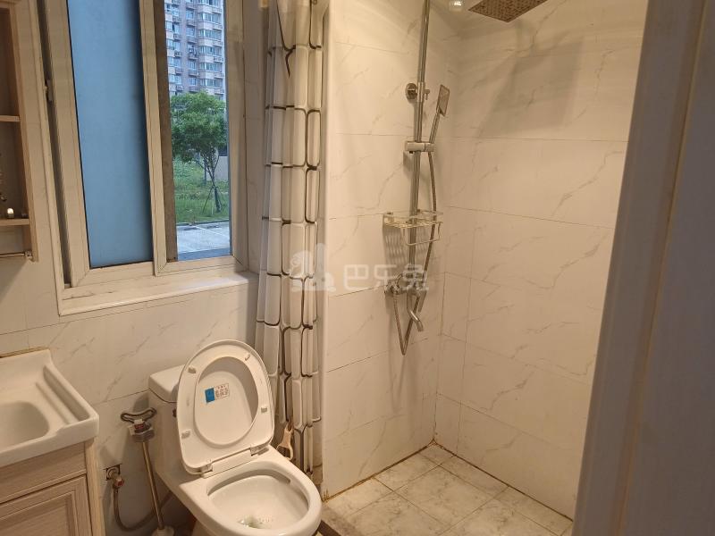 瑞和雅苑肆街区7397704卫生间图6