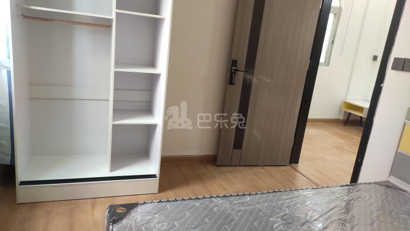 东圃二横路84号7399105卧室图2