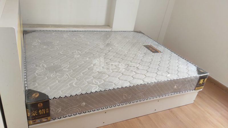 东圃二横路84号7399105卧室图0