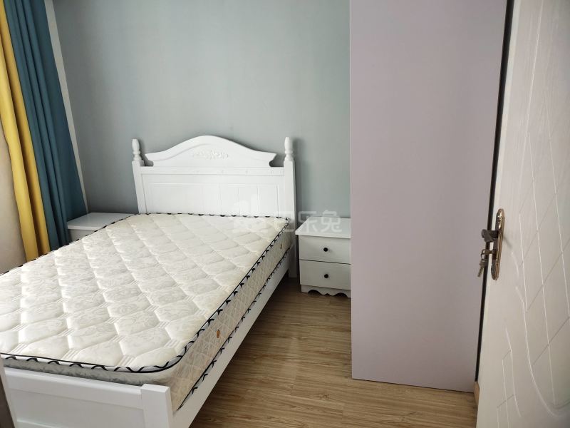 和源名城7404719卧室图7