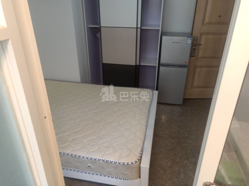 学前一村7412516卧室图5