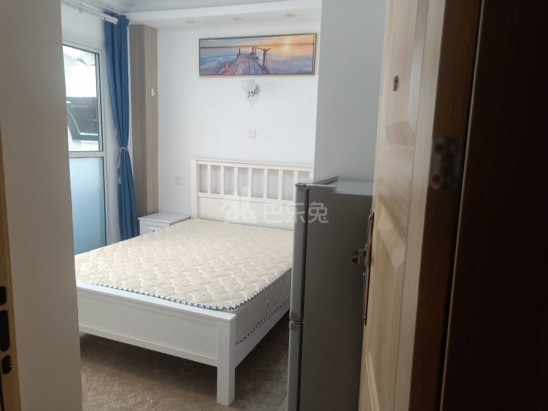 学前一村7412516卧室图2