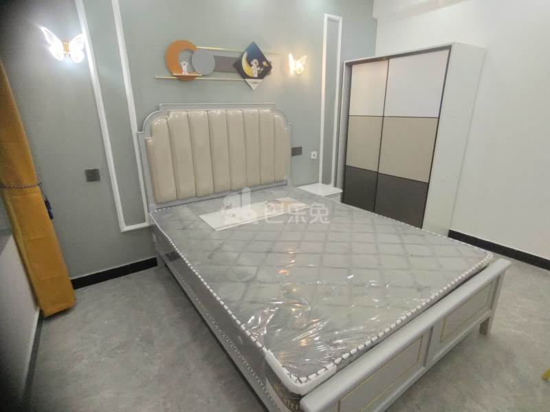 香逸尚城花园7425320卧室图3