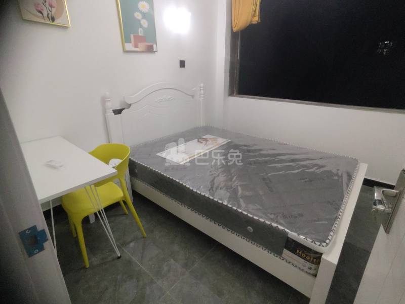 香逸尚城花园7425320卧室图5