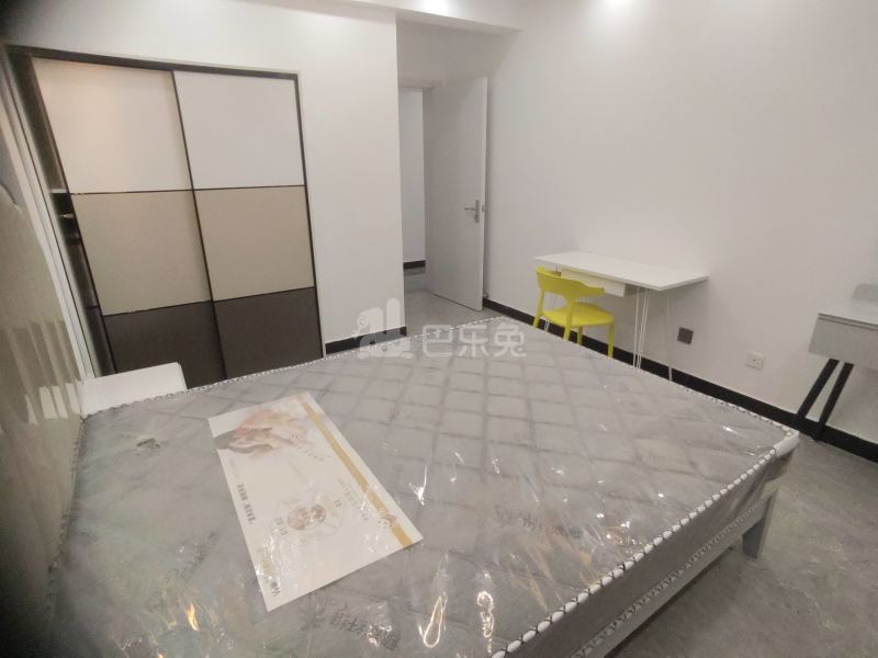 香逸尚城花园7425320卧室图2