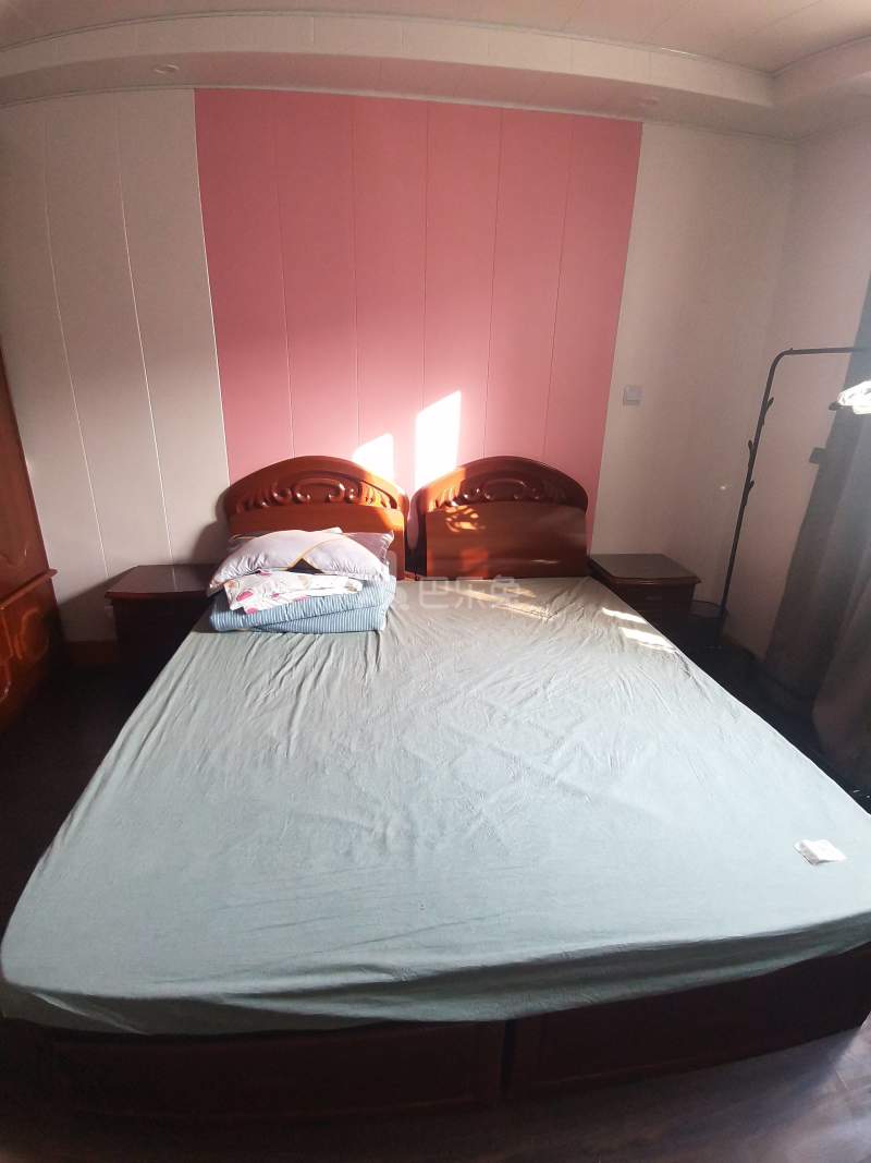 同鸣小区7436778卧室图1