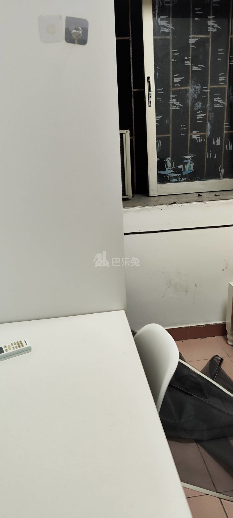 凯丽花园7446681卧室窗户图5