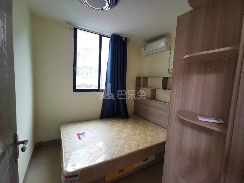 大石大山村富山路16号7462381卧室图0