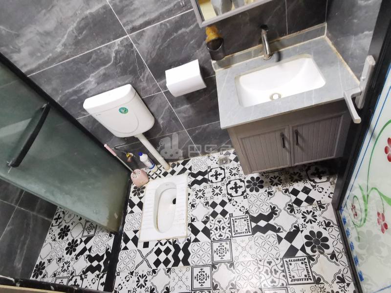 大石大山村富山路16号7462381卫生间图14