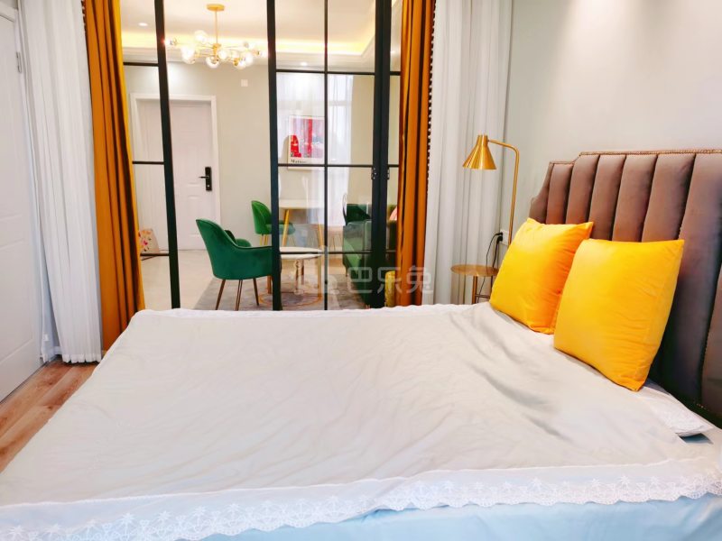 环球广场7463083卧室图1