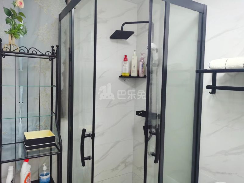 环球广场7463083卫生间图5