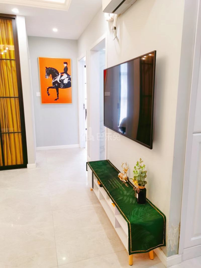 环球广场7463083客厅图3