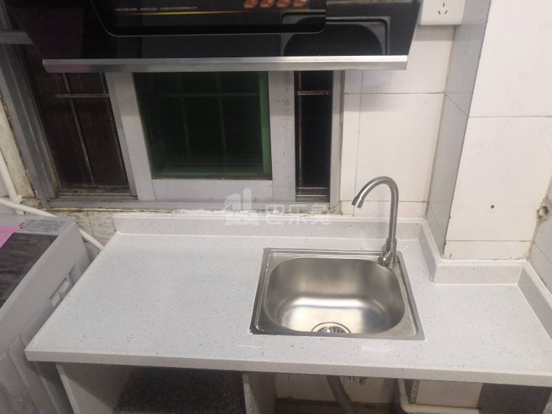 长湴西街五巷9号7470901厨房图9