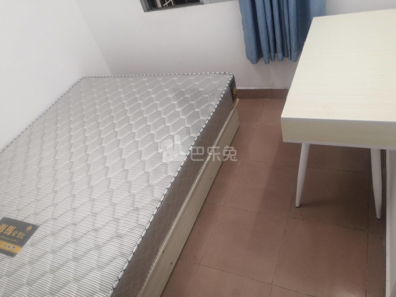 长湴西街五巷9号7470901卧室图4