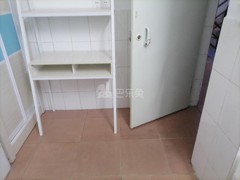 长湴西街五巷9号7470934卧室图3