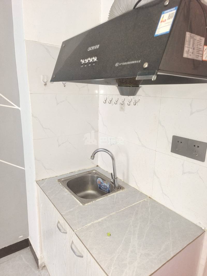 大上海国际商贸中心（花桥国际美车城）7472878厨房图4