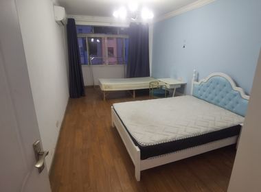 泗塘七村 3室1厅1卫