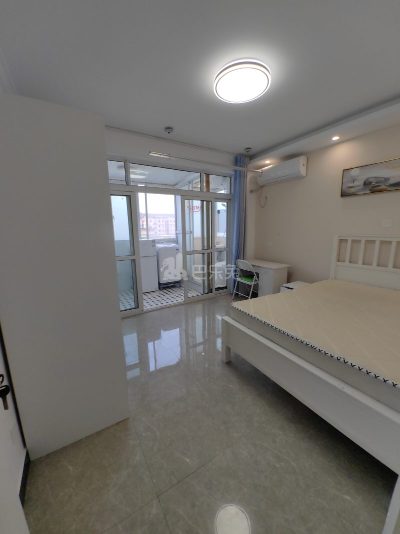 和龙新苑7480941卧室图0