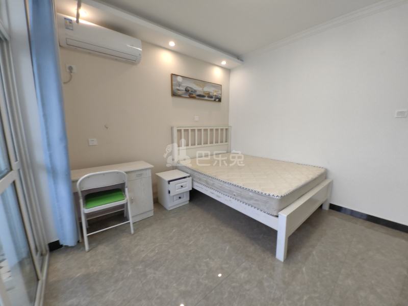 和龙新苑7480941卧室图3