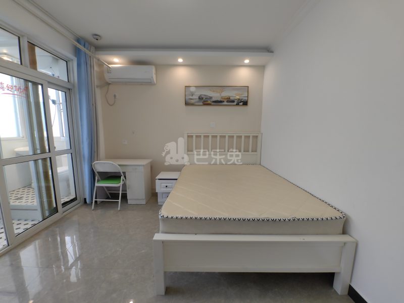 和龙新苑7480941卧室图2