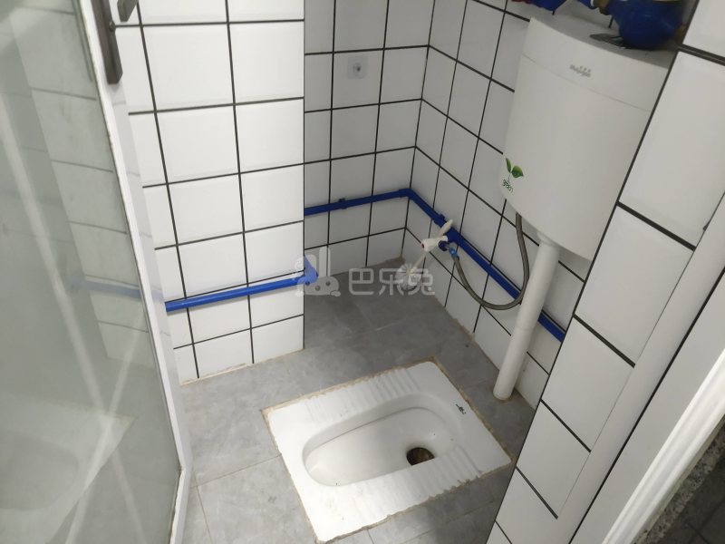 长湴西街十二巷4号7489732卫生间图6