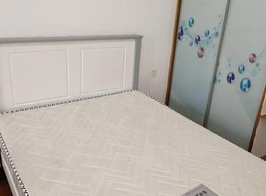 世茂江滨花园碧景湾 