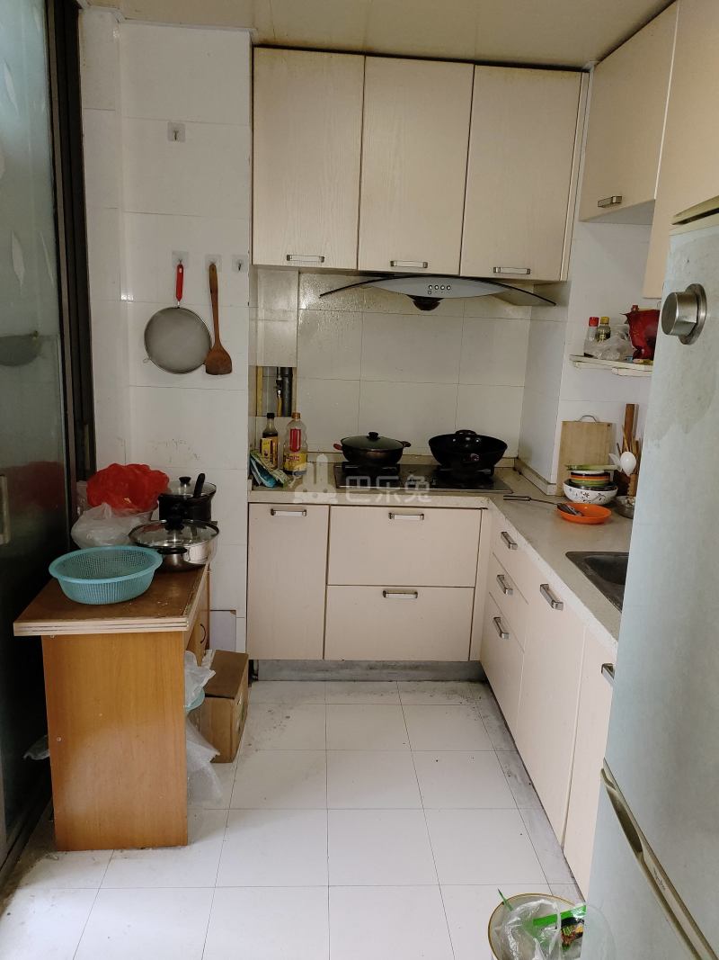 世茂江滨花园碧景湾7500273厨房图7